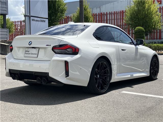 صورة 8 لـ 2025 BMW M2
