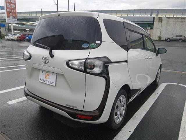 2016 Toyota SIENTA — миниатюра 16