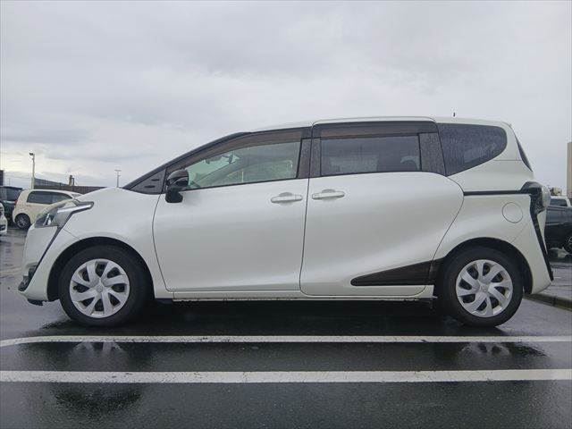 2016 Toyota SIENTA — миниатюра 19