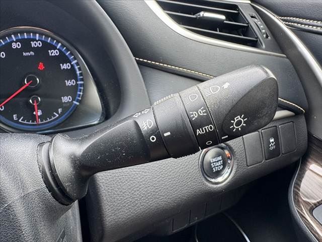صورة مصغرة 30 لـ 2015 Toyota HARRIER