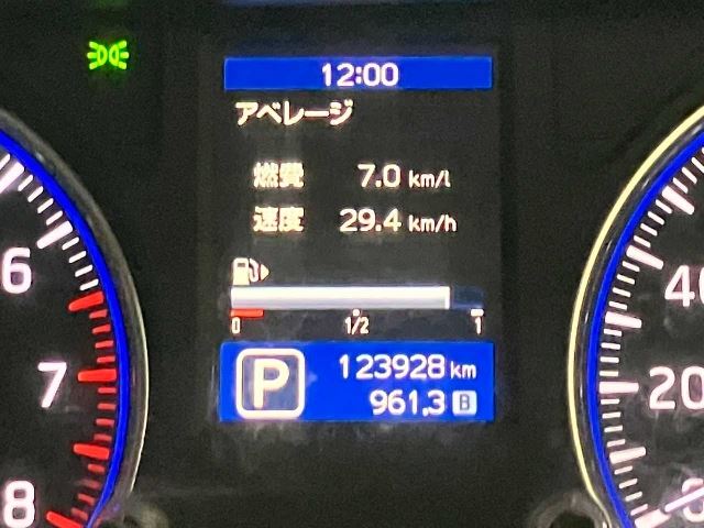 صورة مصغرة 3 لـ 2015 Nissan CARAVAN