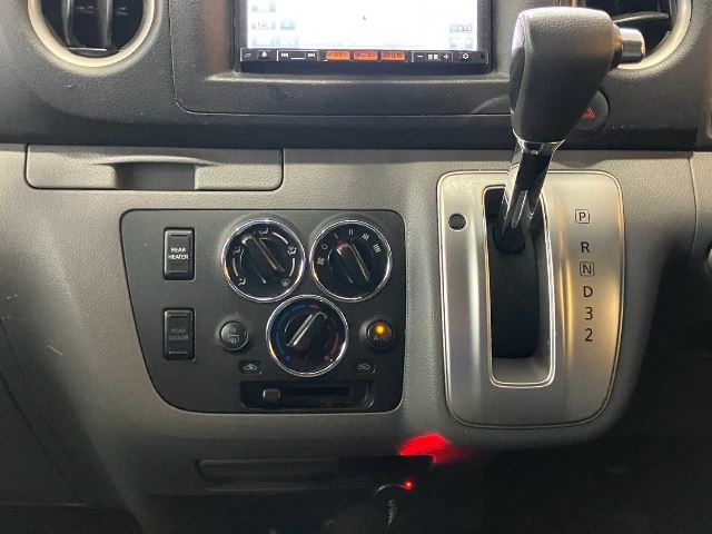 صورة مصغرة 6 لـ 2015 Nissan CARAVAN