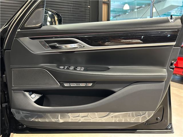 صورة مصغرة 42 لـ 2017 BMW 7 SERIES