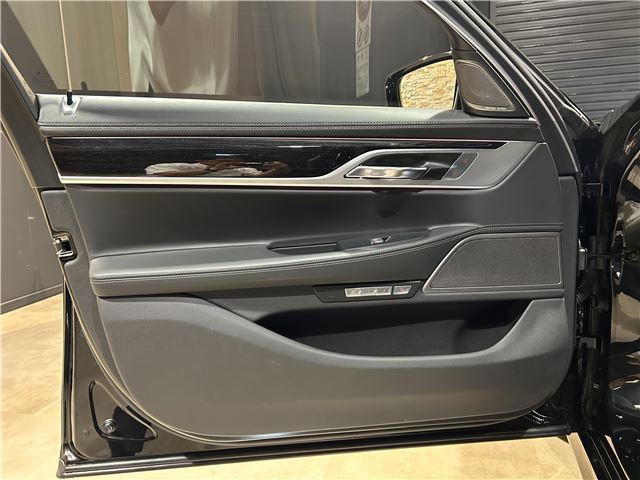 صورة مصغرة 51 لـ 2017 BMW 7 SERIES