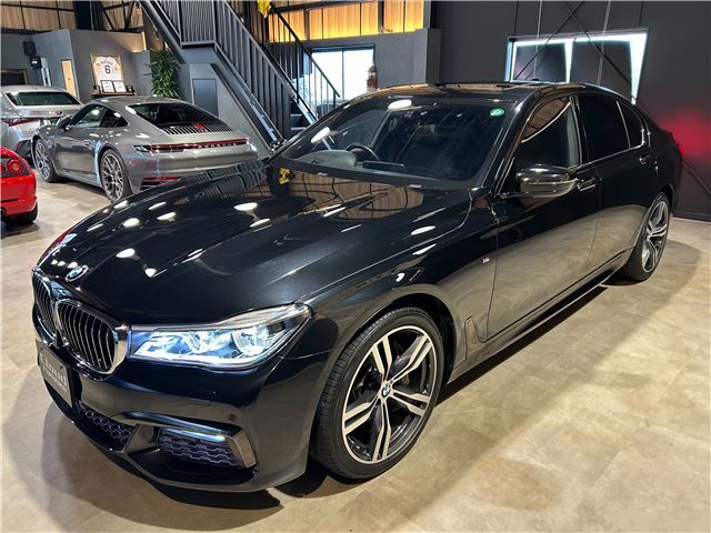 صورة 10 لـ 2017 BMW 7 SERIES