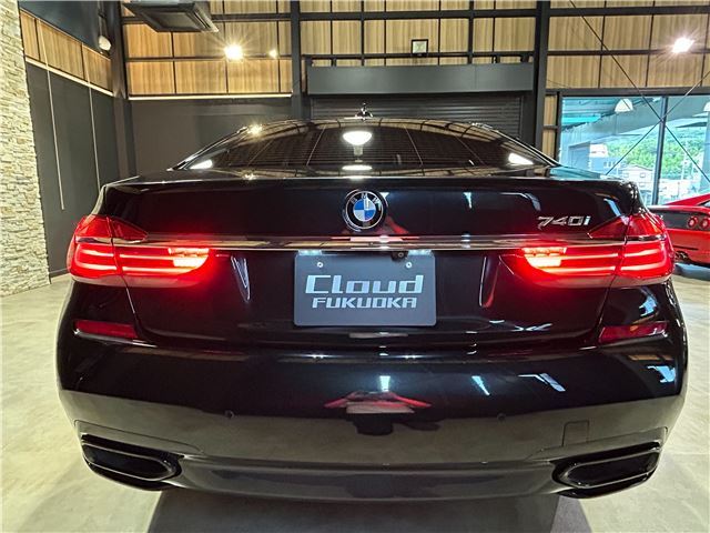 صورة 6 لـ 2017 BMW 7 SERIES