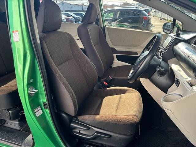 صورة 10 لـ 2016 Toyota SIENTA