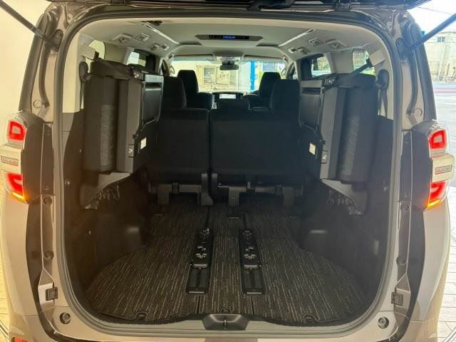 صورة 13 لـ 2018 Toyota VELLFIRE
