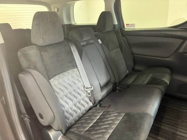صورة 11 لـ 2018 Toyota VELLFIRE