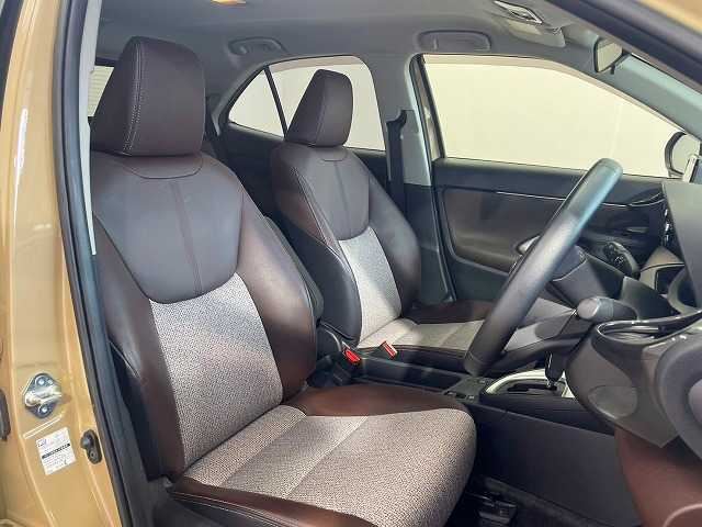 2021 Toyota YARIS CROSS — миниатюра 11