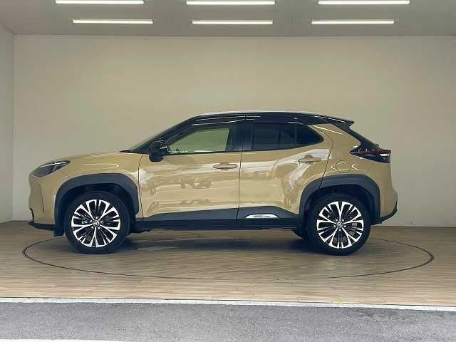 2021 Toyota YARIS CROSS — миниатюра 17