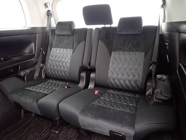 صورة 12 لـ 2019 Toyota VELLFIRE