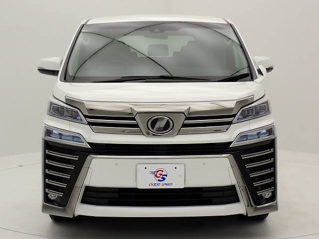 صورة 15 لـ 2019 Toyota VELLFIRE