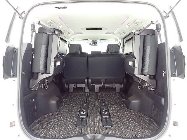صورة 13 لـ 2019 Toyota VELLFIRE