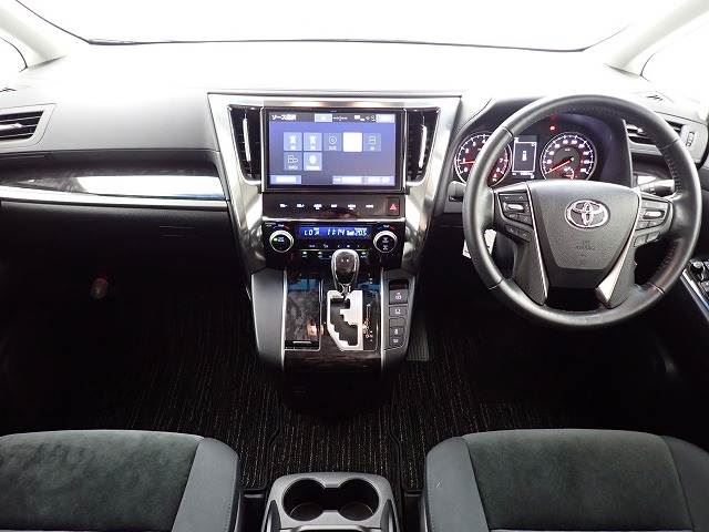 صورة 2 لـ 2019 Toyota VELLFIRE