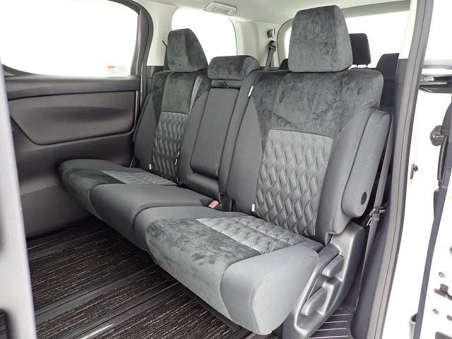 صورة 11 لـ 2019 Toyota VELLFIRE