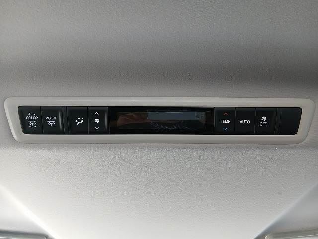 صورة 8 لـ 2019 Toyota VELLFIRE
