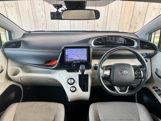 2016 Toyota SIENTA — фото 2