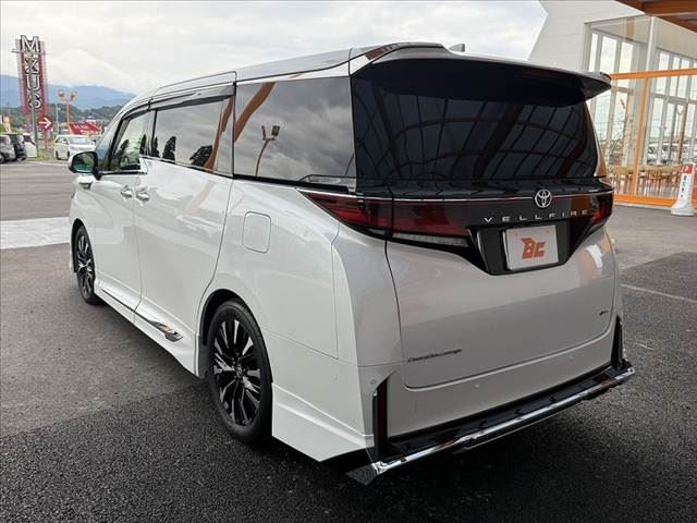 صورة 15 لـ 2024 Toyota VELLFIRE