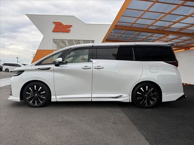صورة 11 لـ 2024 Toyota VELLFIRE