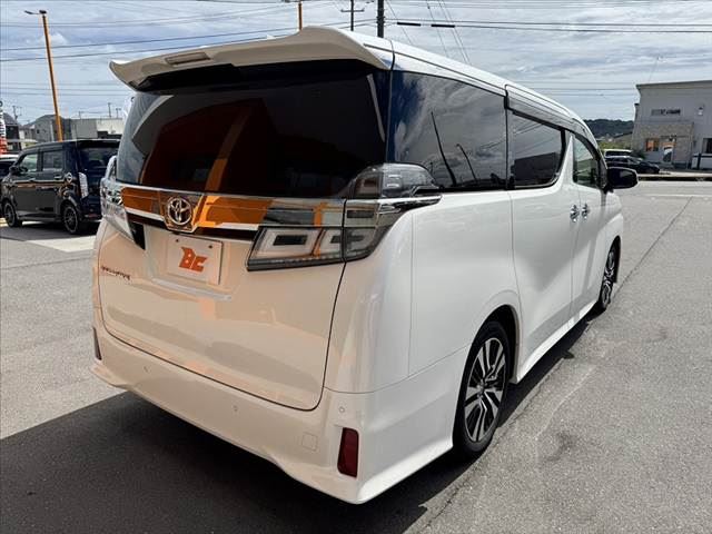صورة 15 لـ 2020 Toyota VELLFIRE