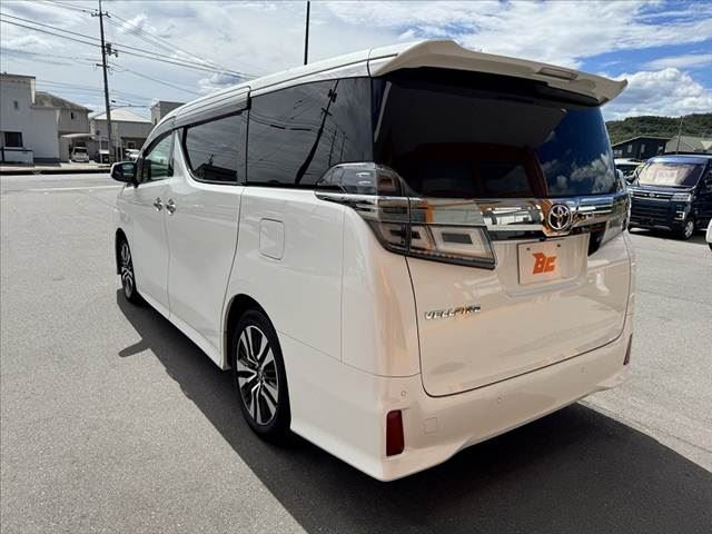 صورة 13 لـ 2020 Toyota VELLFIRE