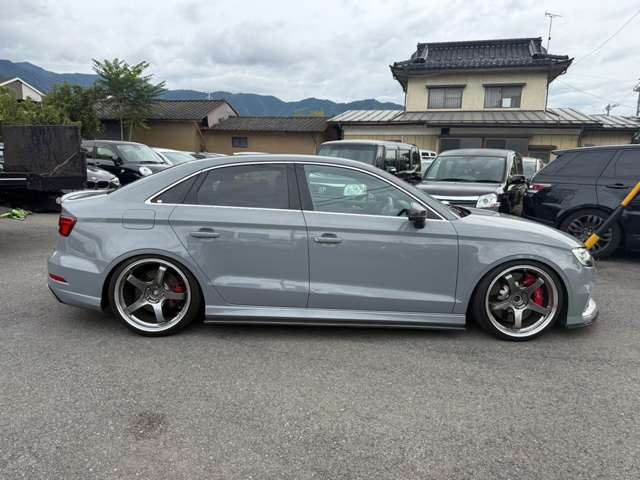 2018 AUDI RS3 SEDAN photo 3