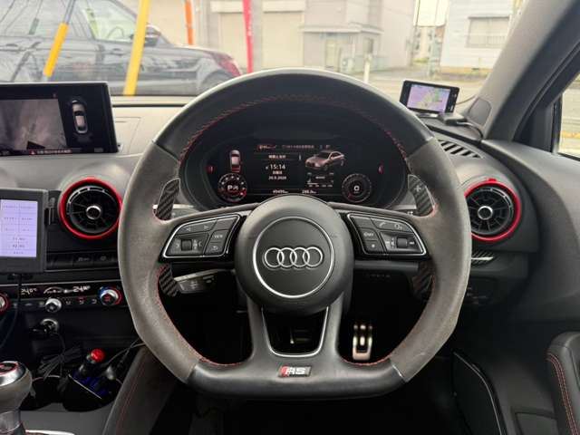 صورة مصغرة 11 لـ 2018 AUDI RS3 SEDAN