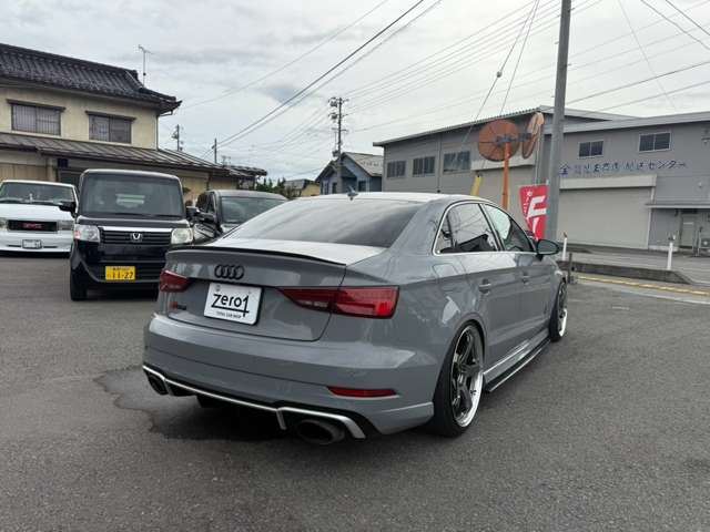 2018 AUDI RS3 SEDAN photo 4