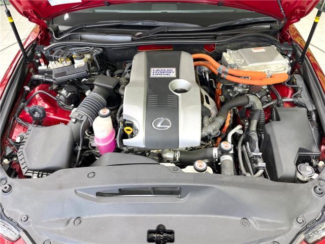 2017 Lexus IS photo 5