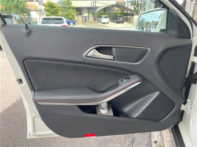 2015 Mercedes-BENZ GLA — миниатюра 21