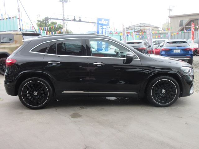 2025 Mercedes-BENZ GLA — миниатюра 11