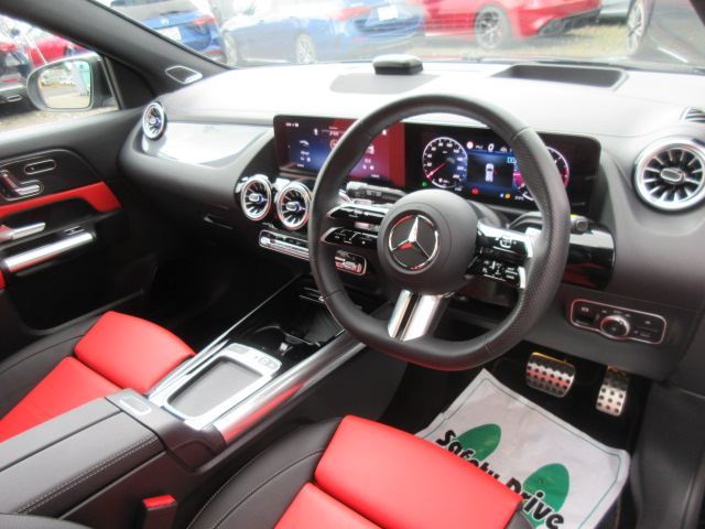 2025 Mercedes-BENZ GLA — миниатюра 22