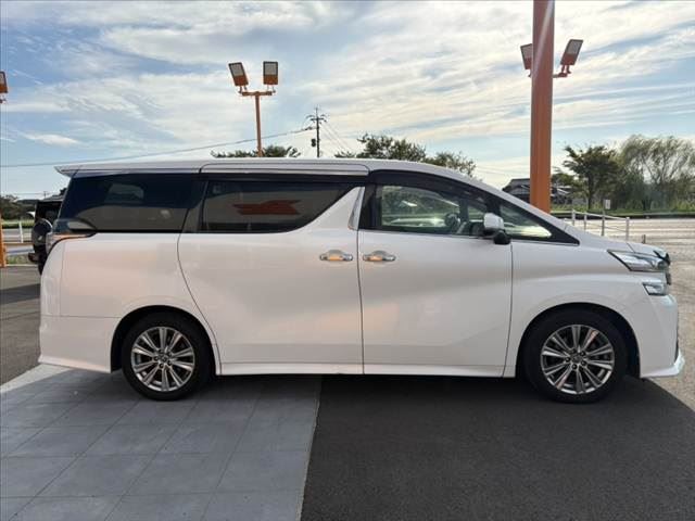 صورة 12 لـ 2017 Toyota VELLFIRE