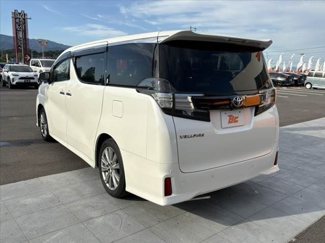 صورة 15 لـ 2017 Toyota VELLFIRE