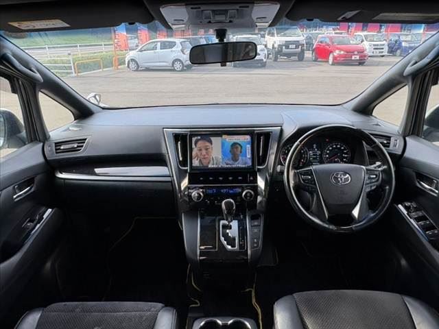 صورة 2 لـ 2017 Toyota VELLFIRE