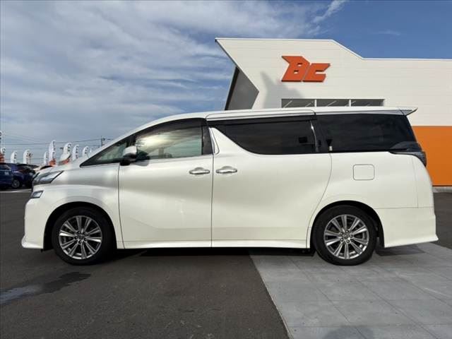 صورة 11 لـ 2017 Toyota VELLFIRE