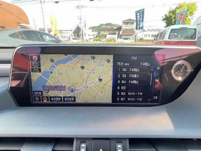 2019 Lexus ES thumbnail 17