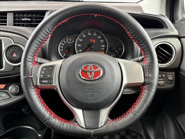 2012 Toyota VITZ — миниатюра 22