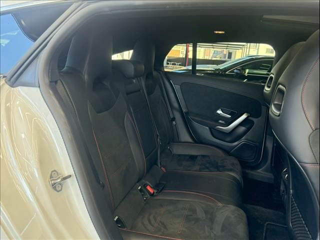 صورة 12 لـ 2022 Mercedes-BENZ CLA