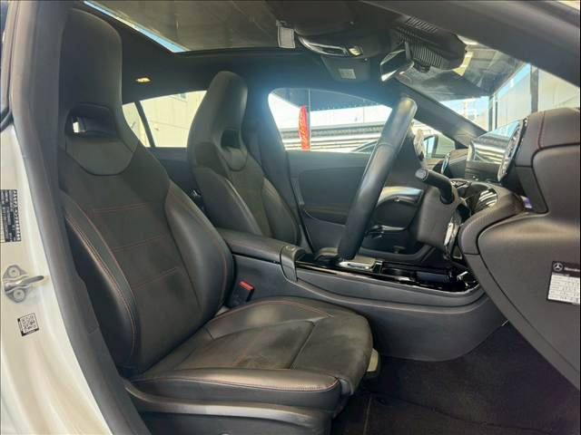 صورة 11 لـ 2022 Mercedes-BENZ CLA