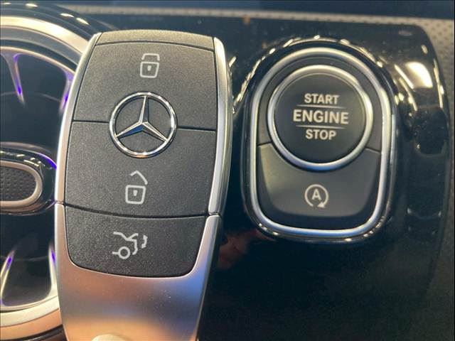 صورة 8 لـ 2021 Mercedes-BENZ CLA