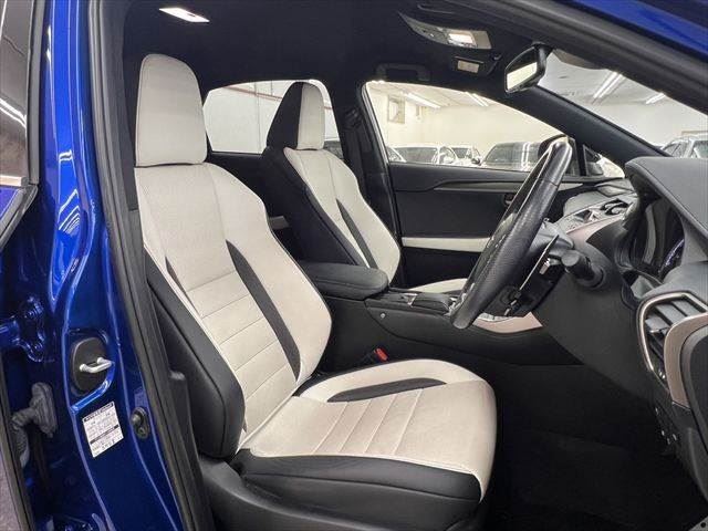 صورة 7 لـ 2019 Lexus NX