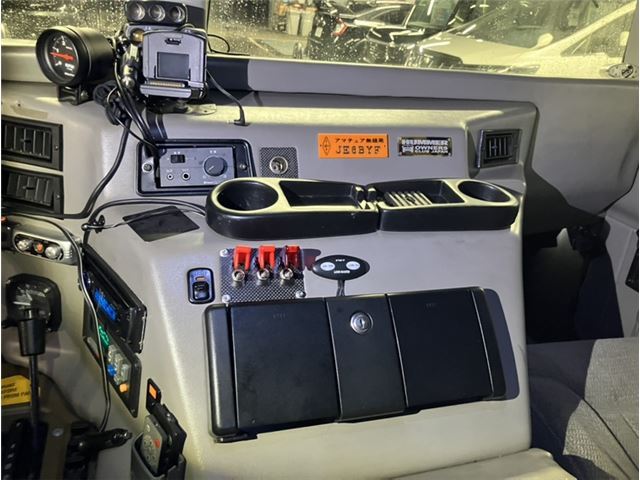 صورة مصغرة 33 لـ 1996 Hummer H1