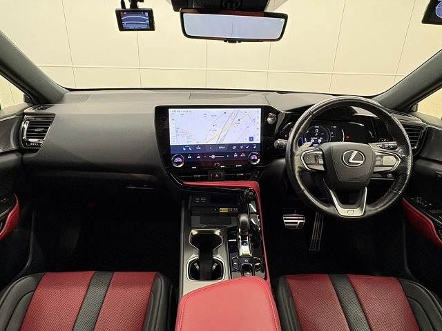 صورة 2 لـ 2022 Lexus NX