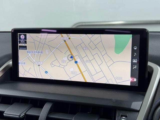صورة 3 لـ 2021 Lexus NX