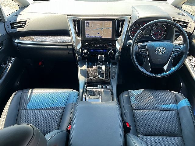 2021 Toyota ALPHARD — фото 2
