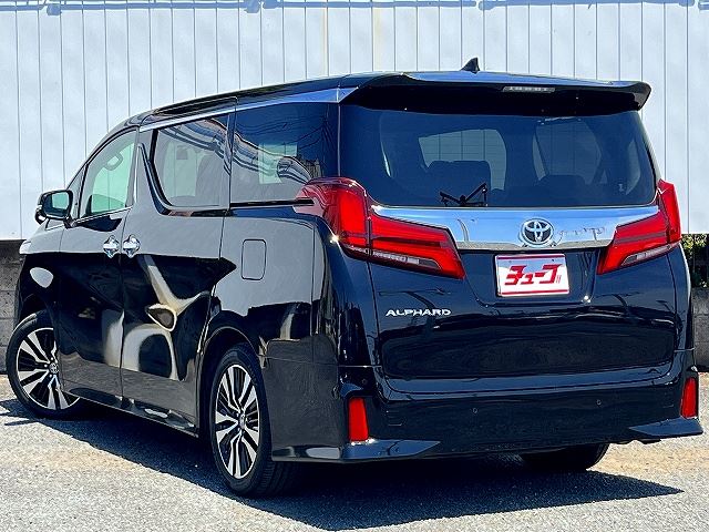 2021 Toyota ALPHARD — фото 9