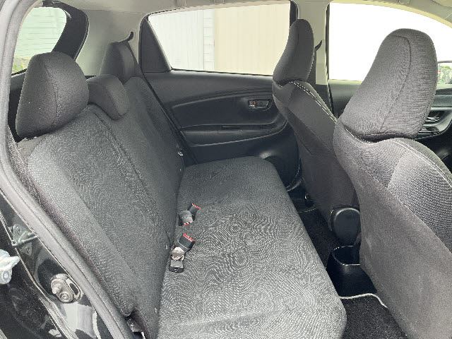 2017 Toyota VITZ 缩略图 13