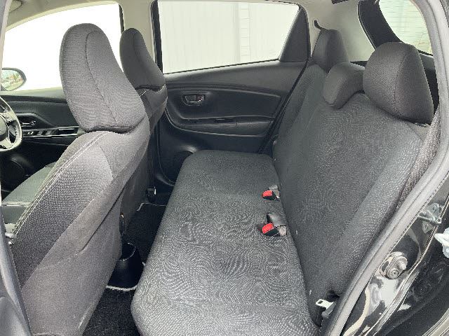2017 Toyota VITZ 缩略图 19
